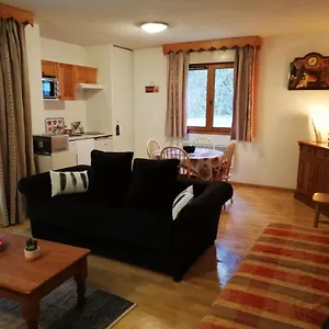 Le Repère Des écureuils Samoëns